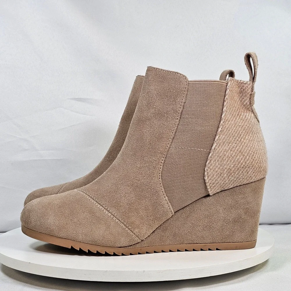 TOMS Kelsey Tan Suede Herringbone Wedge Ankle Booties 10018614 Womens 8.5